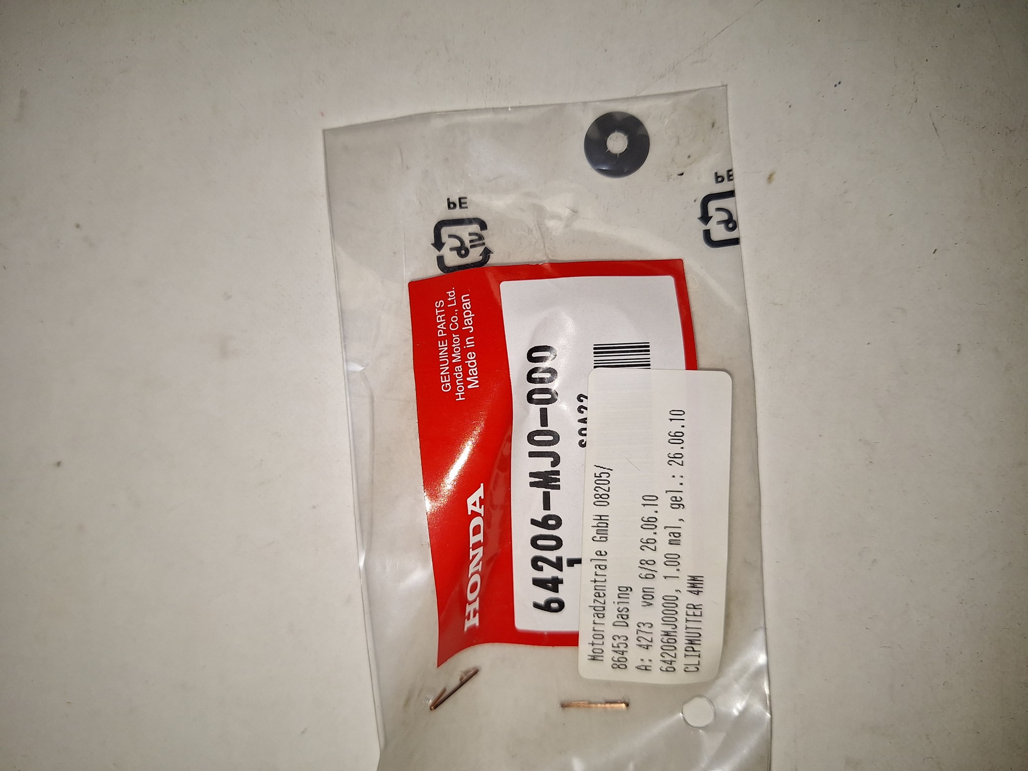 Picture of Honda CBX 750 F CLIPMUTTER 4MM 64206-MJ0-000 NUT,SPEED,4MM